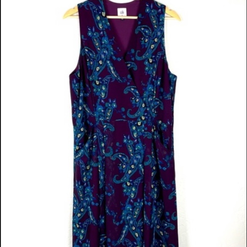 CAbi MIDI Sleeveless V-neck Floaty Dress